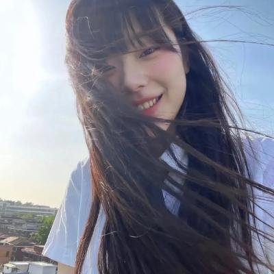 三小一家人